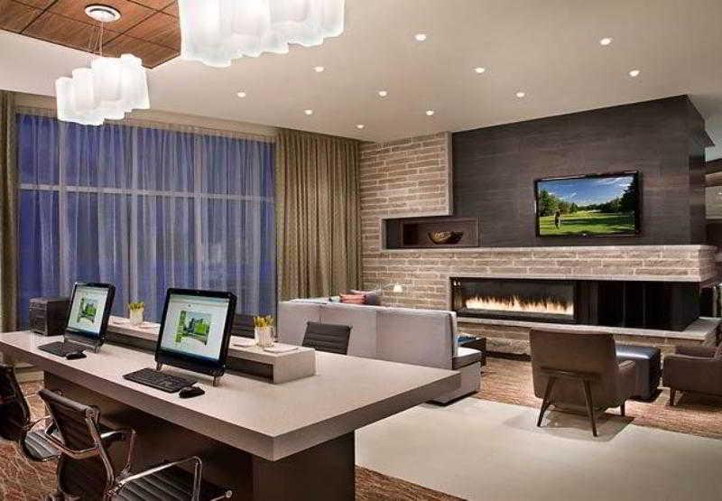 Courtyard By Marriott Calgary Airport Hotell Exteriör bild