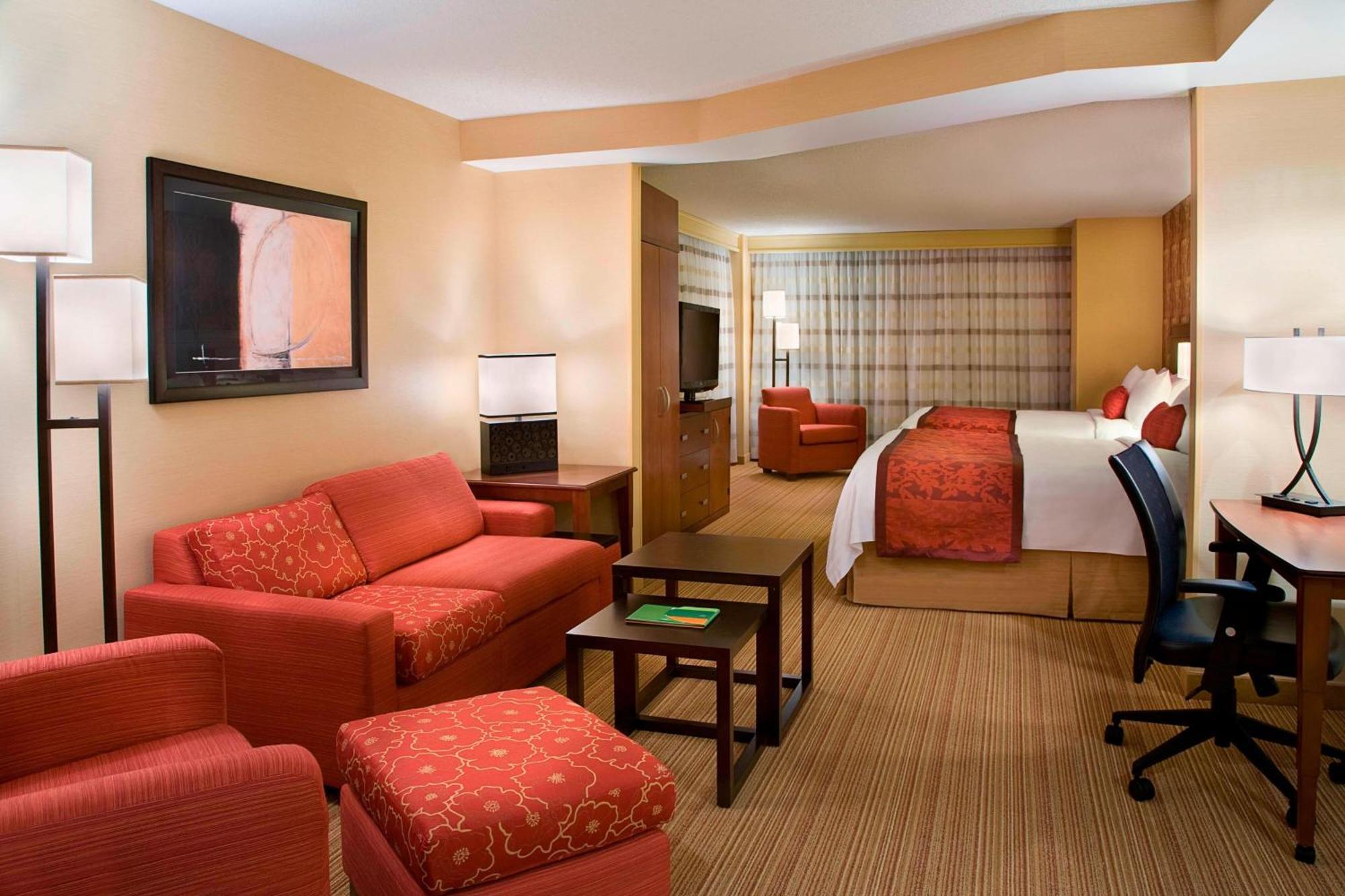 Courtyard By Marriott Calgary Airport Hotell Exteriör bild
